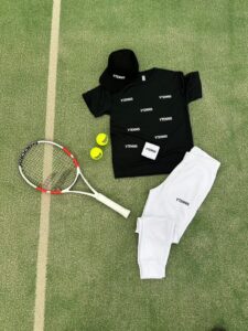 テニスウエア　VTENNISスクール